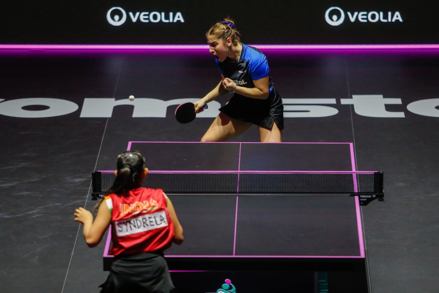 bianca mei rosu joaca in 16 imi la campionatul mondial 692820b179414