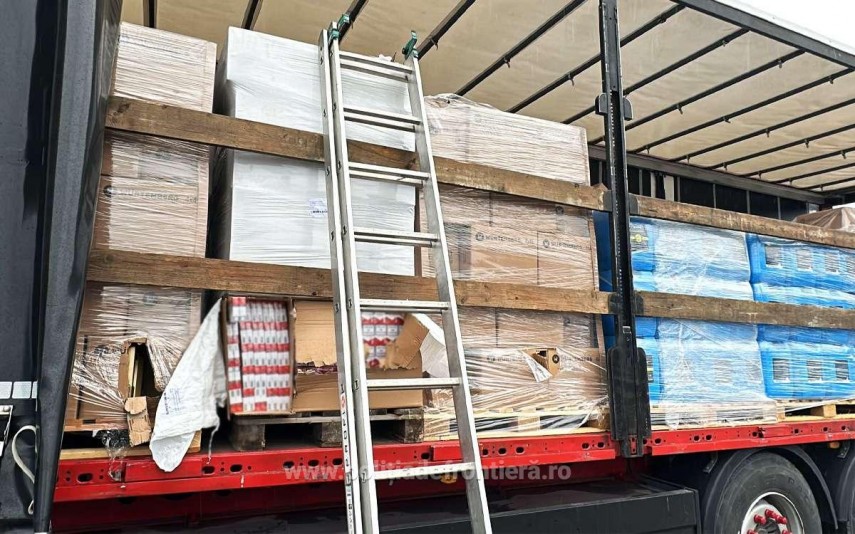 captura de proportii la frontiera aproximativ 15 milioane de tigarete de contrabanda descoperite intr un ansamblu rutier 692c037ee3168