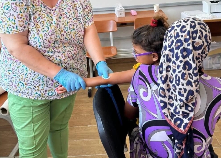 caravana medicala pediatrica revine la castelu o noua editie dedicata sanatatii copiilor 691422cb95165