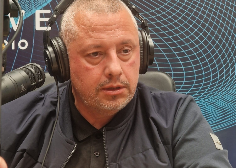 ce spune consilierul mironescu absolvent al institutului de marina despre scoaterea vaporaselor lui mazare din oras video wave radio 690a8873146ac