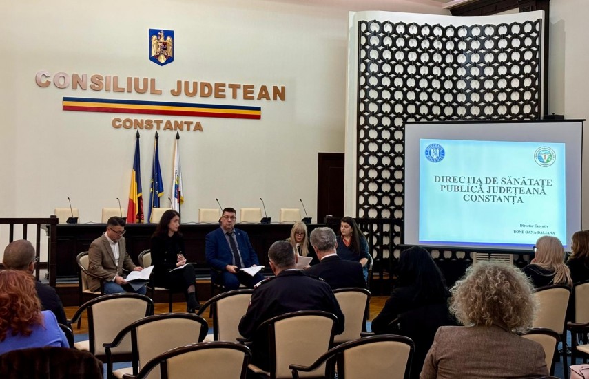 colegiul prefectural in sedinta mai multe proiecte pe ordinea de zi documente 6926c36467654