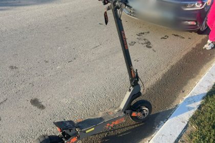 coliziune intre un autoturism si o trotineta pe strada soveja o persoana a fost ranita 691ef51f11dfb