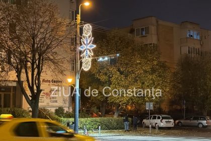constanta se pregateste de sarbatorile de iarna luminitele festive de pe strada soveja au fost aprinse 691caa37798fc