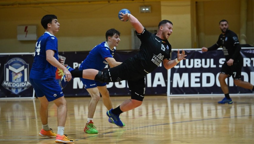 cs medgidia pe locul doi in clasament iar in meciul urmator primeste vizita liderului csa steaua galerie foto 6913a826d462d