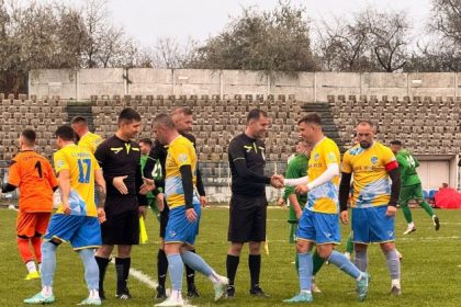 cs navodari pe locul intai si la seniori si la juniori la finele turului rezultate clasamentele 692b38baac57b