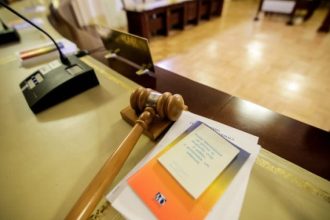 curtea constitutionala a amanat din nou decizia pe legea referitoare la plata pensiilor private 691490f54564e