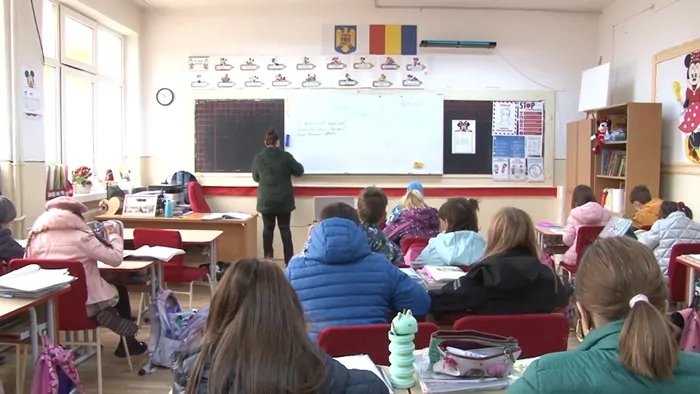 elevii de la scoala gimnaziala nr 1 rasova invata in frig ce spune seful isj 691495a60c5c3