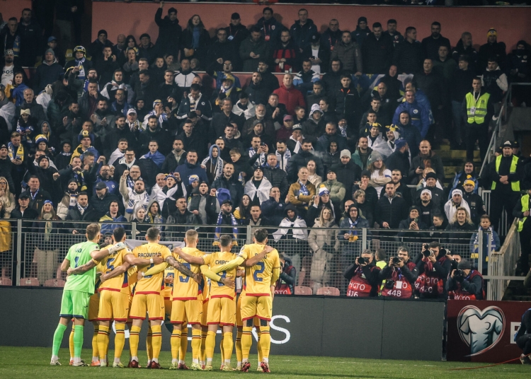 federatia romana de fotbal va reclama la fifa conditiile de organizare si comportamentul suporterilor gazda la partida de la zenica 691acf69a76f4
