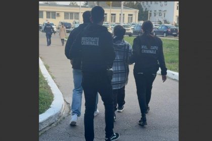 femeie retinuta la constanta pentru talharie calificata si distrugere 69149037a3f1f