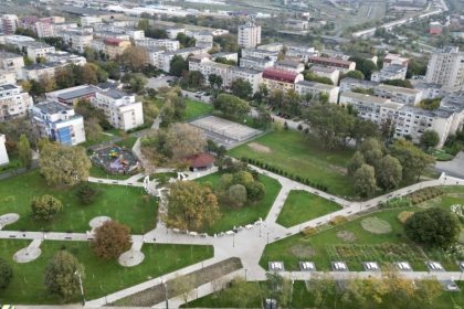 foto parcul din poarta 6 a fost reabilitat si modernizat 690b342c19790