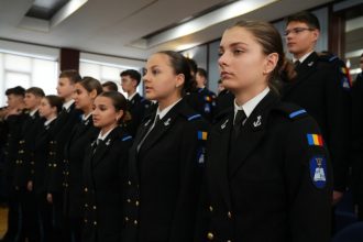foto tricolor in suflete ziua nationala marcata de colegiul national militar alexandru ioan cuza constanta 69295b4c4babb