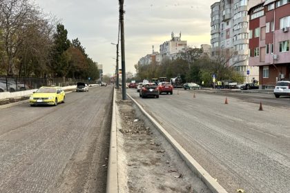 galerie foto se asfalteaza carosabilul pe strada dezrobirii 691c40884f545