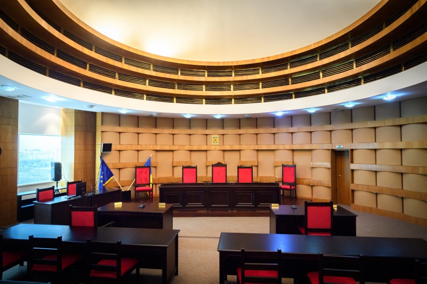 guvernul a decis magistratii de la inalta curte de casatie si justitie vor primi gratuit tinuta vestimentara necesara la sedintele de judecata 69284bed1f827