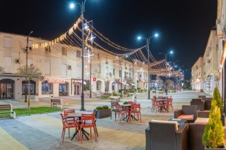 iluminatul festiv din mangalia va costa peste 50 000 de euro aceeasi firma din buzau se ocupa si anul acesta de contract 691b229b3016c