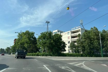 inca doua blocuri de 12 etaje in statiunea mamaia 69094c0588edb