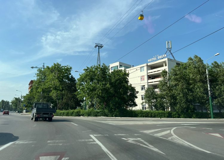 inca doua blocuri de 12 etaje in statiunea mamaia 69094c0588edb