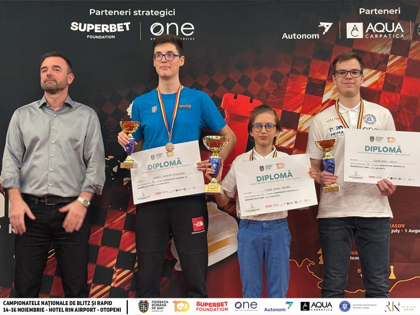 la numai 14 ani tudor henry s a impus la openul international de sah blitz al romaniei 691ace63b2632