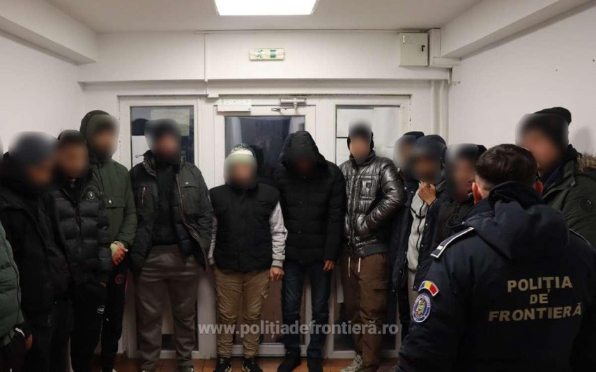 mai multi cetateni straini au incercat sa intre ilegal in romania ascunsi intr un autocamion 6925687cbeb74