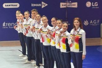 medalie pentru constanta la campionatul european de gimnastica aerobica galerie foto 6915bd1e1b49a