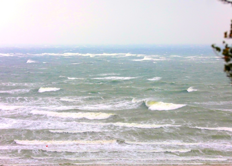 meteo cod galben de vant puternic la constanta 692048f487273