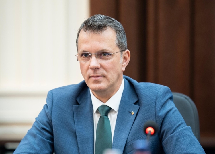 ministrul ionut mosteanu si a depus demisia din fruntea mapn 6929849f337ba