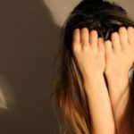 minora de 13 ani agresata sexual si talharita de un barbat in liftul unui bloc 6919e7be2578d