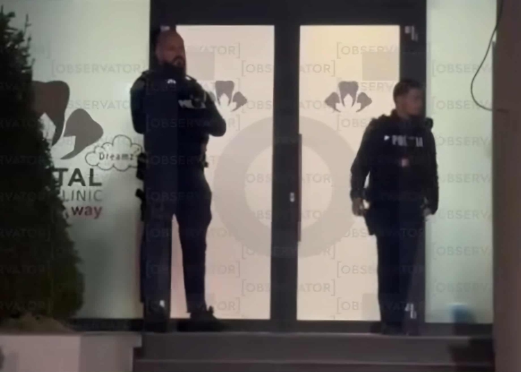 nenorocire intr un cabinet stomatologic o fetita de aproximativ 2 ani a murit pe scaunul dentistului 6916ae5d8b22c