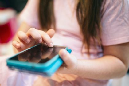 parchetul european cere o varsta minima de 16 ani pentru accesul la retelele sociale 6927305c83f29