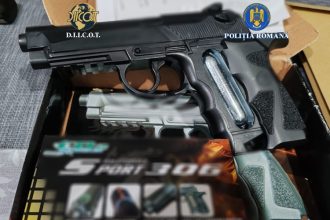 perchezitii in tulcea la indivizi care vindeau un gram de canabis cu 100 de lei 691dc34847093