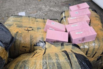 politistii de frontiera din giurgiu au confiscat peste 10 000 de produse contrafacute 692ac29836b27