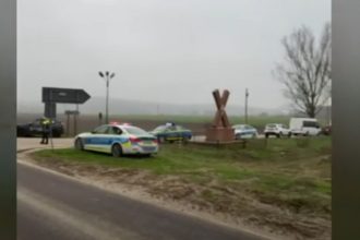 politistii ipj constanta la datorie in zona manastirii sfantul andrei video 692c2c84320f0