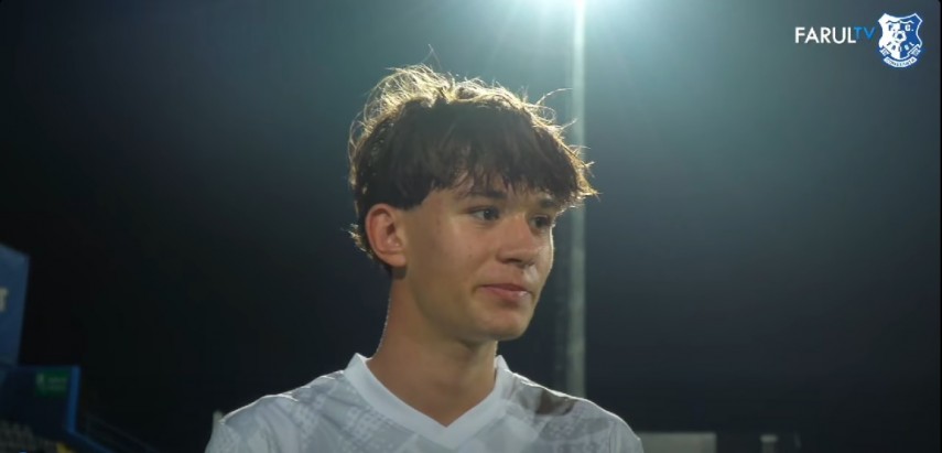 povestea lui razvan marincean debutant la 16 ani in superliga de la sighetu marmatiei catre fotbalul mare galerie foto 690cb8a33c76a