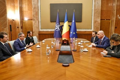 premierul ilie bolojan si nokian tyres discuta extinderea fabricii de anvelope cu zero emisii de dioxid de carbon din oradea 691b40165fc71