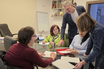 primarul florin chelaru oamenii trebuie sa primeasca raspunsuri si solutii la timp fara tergiversari 692a4e38c8e3a