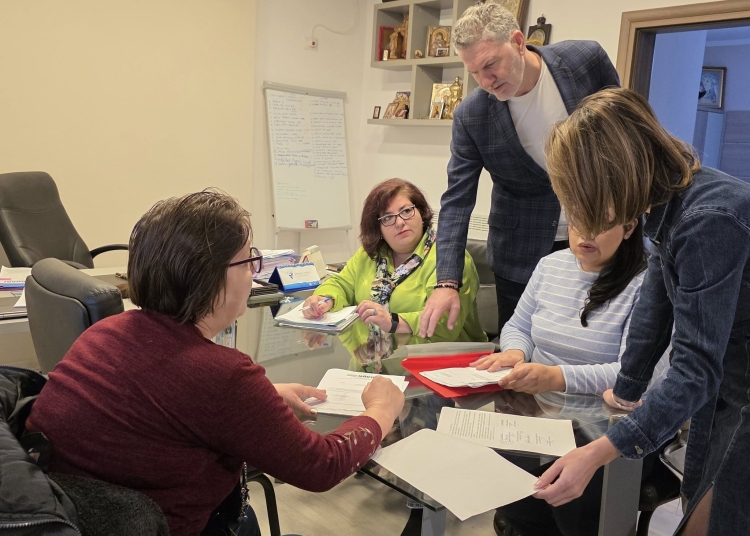 primarul florin chelaru oamenii trebuie sa primeasca raspunsuri si solutii la timp fara tergiversari 692a4e38c8e3a