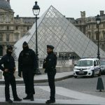 procurorul din paris jaful de la luvru a fost comis de infractori marunti nu de profesionisti 690881f08a0da
