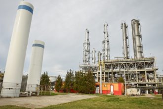 rafinaria vega ploiesti implineste astazi 120 de ani de functionare 691c810273c96