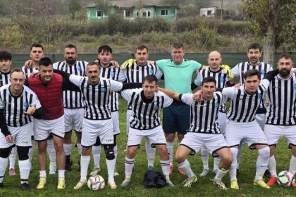 rezultatele din etapa a 12 a si clasamentele din cele trei serii 691b3a698f4e0