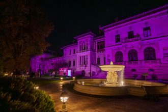 romania in lumina mirabela gradinaru gazda evenimentului dedicat zilei prematuritatii in timp ce palatul cotroceni este iluminat in violet in semn de solidaritate 691b7e32337b0