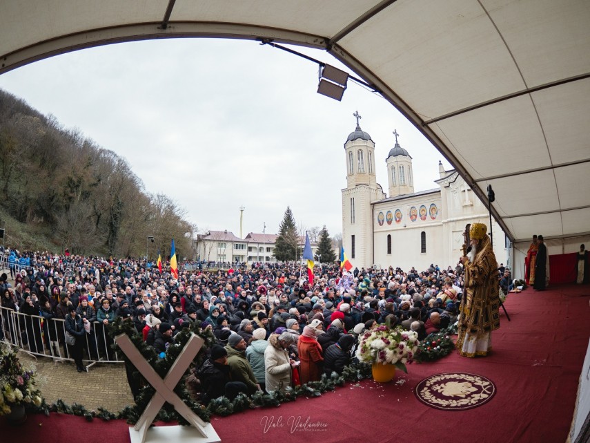 sarbatoarea sfantului andrei la pestera sfantului apostol andrei recomandari pentru pelerini din cauza vremii 692af71f6f043
