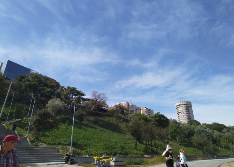 se deblocheaza proiectul de consolidare a terenului instabil de langa biserica greaca din constanta 690bfc0388671