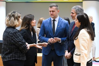 secretarul de stat clara staicu participa la consiliul afaceri generale ue si la conferinta interguvernamentala ue albania abordand extinderea si securitatea europeana 691cbbcdd6c38