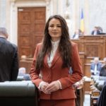 senatoarea pot valentina aldea a fost atacata cu ranga de o alta femeie 692076bac5d01