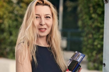 singuratatile de imprumut ale ameliei 691f7abf0ad07