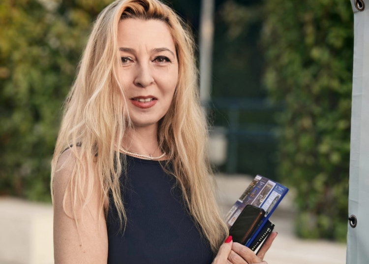 singuratatile de imprumut ale ameliei 691f7abf0ad07