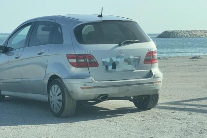 sofer cu permis anulat prins in actiune s a urcat la volan si a condus pe plaja 692208cd78eed