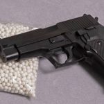 tanar sanctionat in tulcea dupa ce a fost prins cu o replica airsoft 692088438cdda