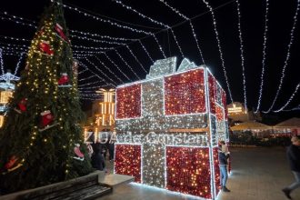 targul de craciun din piata ovidiu s a deschis oficial luminite bunatati si atmosfera de sarbatoare 69287ad31bc35