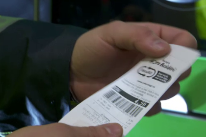 trei romani au facut peste 200 000 de euro din pet uri dupa ce au modificat ilegal aparatele 690c83559d526