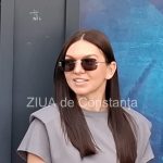 tricoul purtat de simona halep la wimbledon si pantofii sai sport scosi la licitatie intr un eveniment caritabil 690cb648e6376